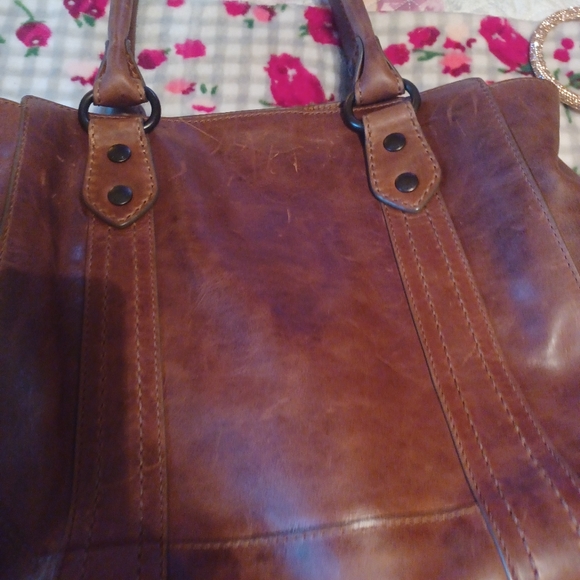 SOLD Frye cognac purse 👛 😍 SOLD - Picture 7 of 12